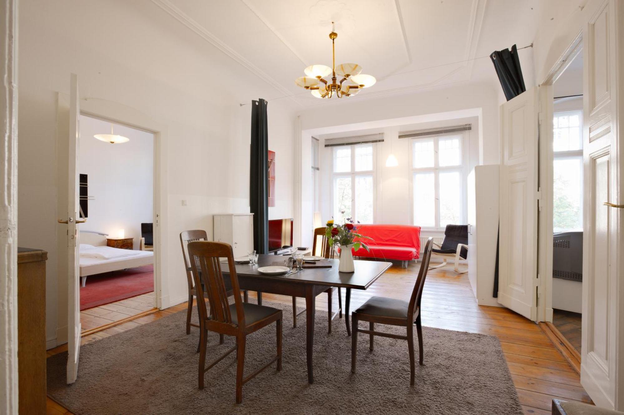 Elegante Altbauwohnung Berlin Exteriör bild