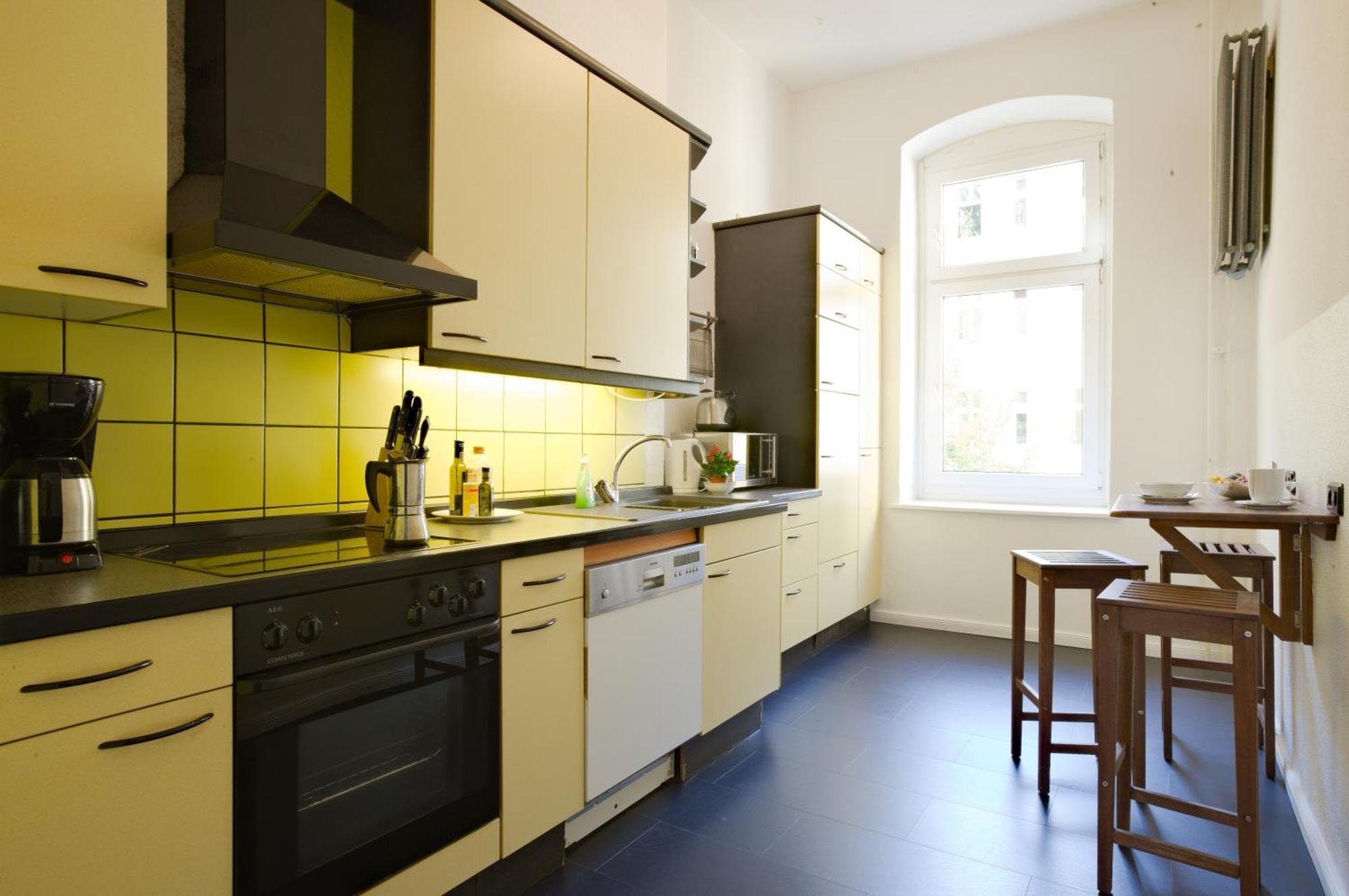 Elegante Altbauwohnung Berlin Exteriör bild